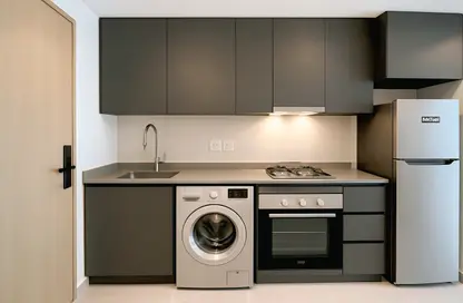 Apartment - Studio - 1 Bathroom for rent in Tiraz 3 - Aljada - Sharjah