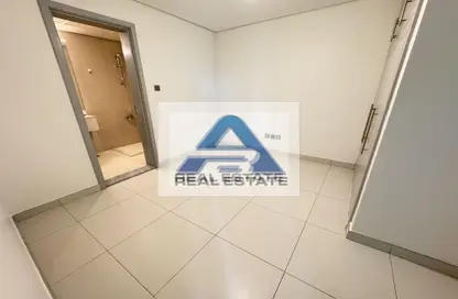 Apartment - 2 Bedrooms - 4 Bathrooms for rent in Beach Rotana - Tourist Club Area - Abu Dhabi