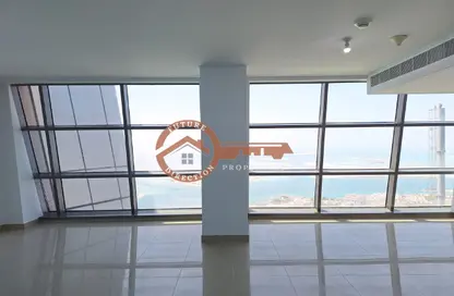 Apartment - 3 Bedrooms - 4 Bathrooms for rent in Etihad Towers - Corniche Road - Abu Dhabi