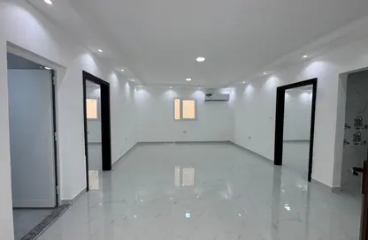 شقة - 2 غرف نوم - 2 حمامات للايجار في مدينة الرياض - أبوظبي