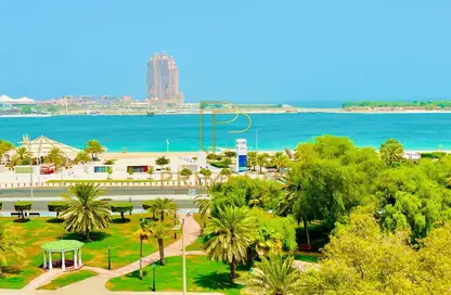 Apartment - 4 Bedrooms - 5 Bathrooms for rent in Al Sahel Tower 2 - Al Sahel Towers - Corniche Road - Abu Dhabi