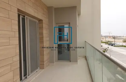 شقة - 2 غرف نوم - 2 حمامات للبيع في شقق حديقة الزاهية - الزاهية - تجارية مويلح - الشارقة