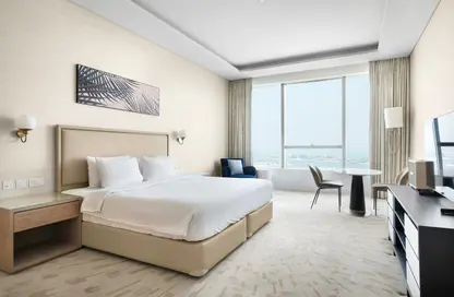 Apartment - Studio - 1 Bathroom for rent in The Palm Tower - Palm Jumeirah - Dubai