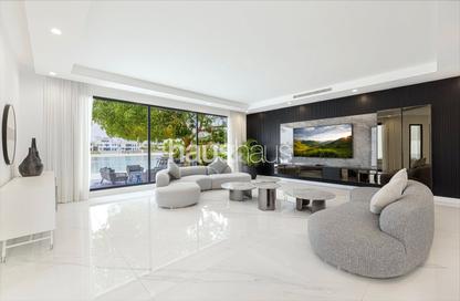 Villa - 7 Bedrooms - 7+ Bathrooms for rent in Signature Villas Frond L - Signature Villas - Palm Jumeirah - Dubai