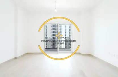 Apartment - 2 Bedrooms - 2 Bathrooms for rent in Waters Edge - Yas Island - Abu Dhabi