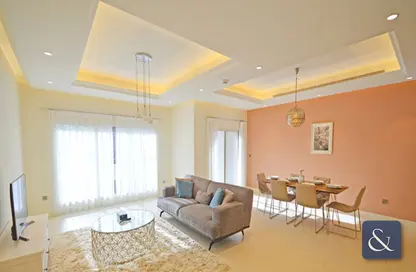 Living / Dining Room image for: Townhouse - 3 Bedrooms - 3 Bathrooms for rent in Redwood Park - Fire - Jumeirah Golf Estates - Dubai, Image 1