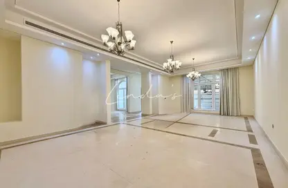 فيلا - 5 غرف نوم - 6 حمامات للايجار في فلل جميرا 3 - جميرا 3 - الجميرا - دبي