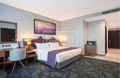 النزل و الشقق الفندقية - 1 حمام للبيع في برج بارك لين - الخليج التجاري - دبي