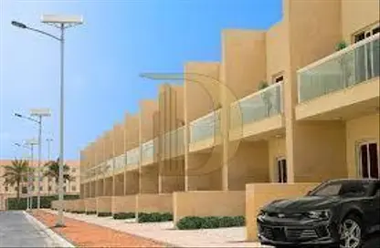 تاون هاوس - 3 غرف نوم - 4 حمامات للايجار في قرية ورسان - المدينة الدولية - دبي
