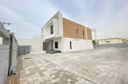 Villa - 5 Bedrooms - 6 Bathrooms for rent in Al Barsha 2 - Al Barsha - Dubai