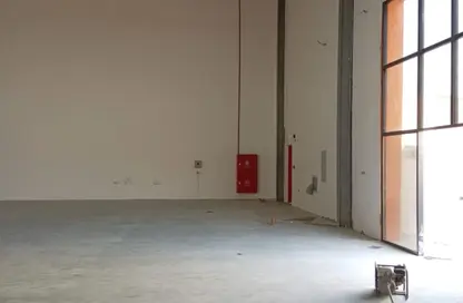 Warehouse - Studio - 1 Bathroom for rent in Umm Al Thuoob - Umm Al Quwain