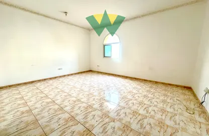 شقة - 2 غرف نوم - 3 حمامات للايجار في مركز محمد بن زايد - مدينة محمد بن زايد - أبوظبي