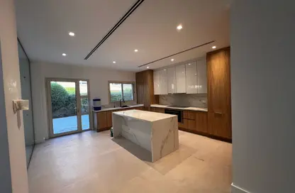 Villa - 4 Bedrooms - 5 Bathrooms for rent in Al Barsha 1 - Al Barsha - Dubai