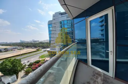 Balcony image for: Apartment - 2 Bedrooms - 4 Bathrooms for rent in Danat Towers - Muroor Area - Abu Dhabi, Image 1