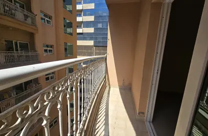 Apartment - 2 Bedrooms - 2 Bathrooms for rent in Al Nahda Residential Complex - Al Nahda - Sharjah