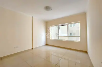 Apartment - 1 Bedroom - 2 Bathrooms for rent in Future tower 2 - Al Khan - Sharjah