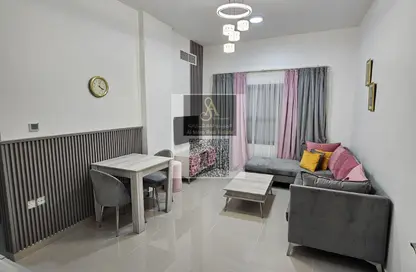 Apartment - 1 Bedroom - 2 Bathrooms for rent in Ajman Corniche Residences - Ajman Corniche Road - Ajman