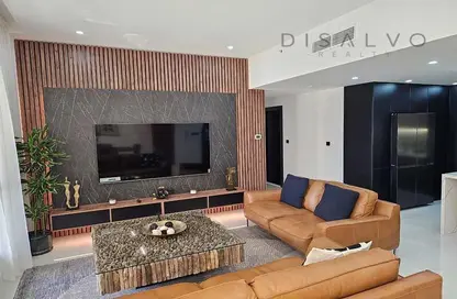 Living Room image for: Apartment - 3 Bedrooms - 3 Bathrooms for sale in Sadaf 4 - Sadaf - Jumeirah Beach Residence - Dubai, Image 1