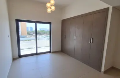 شقة - 1 حمام للايجار في عزيزي برتون - الفرجان - دبي