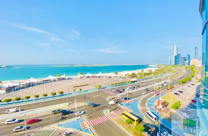 Apartment - 3 Bedrooms - 4 Bathrooms for rent in Bel Ghailam Tower - Corniche Road - Abu Dhabi