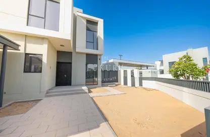 Villa - 4 Bedrooms - 5 Bathrooms for sale in Murooj Al Furjan - Al Furjan - Dubai