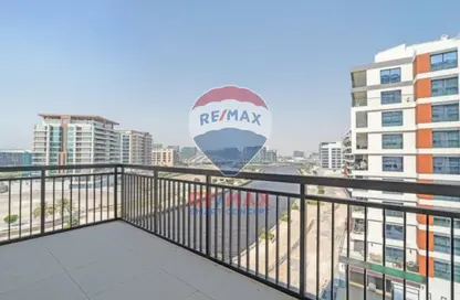 Apartment - 2 Bedrooms - 2 Bathrooms for rent in The View - Al Raha Beach - Abu Dhabi