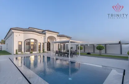 Villa - 5 Bedrooms - 6 Bathrooms for rent in Nad Al Sheba 3 - Nad Al Sheba - Dubai