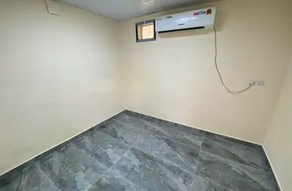 Staff Accommodation - Studio - 3 Bathrooms for rent in Cornich Ras Al Khaima - Ras Al Khaimah