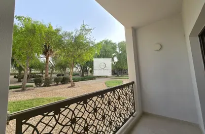 Apartment - 2 Bedrooms - 2 Bathrooms for rent in The Gardens Buildings - The Gardens - Dubai