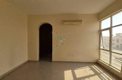 شقة - 2 غرف نوم - 3 حمامات للايجار في العامريه - الجيمي - العين