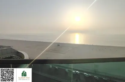 شقة - 2 غرف نوم - 2 حمامات للبيع في مساكن كورنيش عجمان - طريق كورنيش عجمان - عجمان