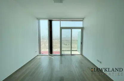 Apartment - Studio - 1 Bathroom for rent in Bloom Towers C - Bloom Towers - Jumeirah Village Circle - Dubai