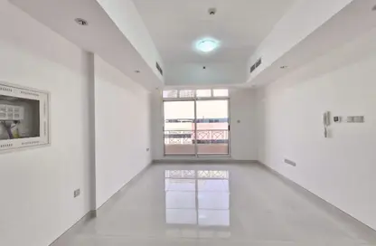 شقة - 2 غرف نوم - 2 حمامات للايجار في مبنى الورقاء - الورقاء 1 - الورقاء - دبي