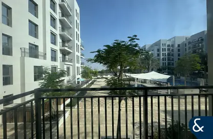 شقة - 2 غرف نوم - 2 حمامات للايجار في 1B شقق زهرا - زهرة أبارتمنتس 1 - شقق زهرا - تاون سكوير - دبي