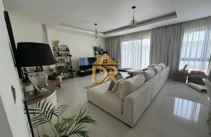 Villa - 6 Bedrooms - 7 Bathrooms for sale in Aurum Villas - Claret - Damac Hills 2 - Dubai
