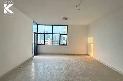 شقة - 3 غرف نوم - 3 حمامات للبيع في مبنى جيباس 3 - الراشدية 2 - الراشدية - عجمان