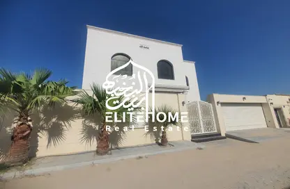 فيلا - 3 غرف نوم - 4 حمامات للبيع في الصبخة - ضاحية الرقة - الشارقة