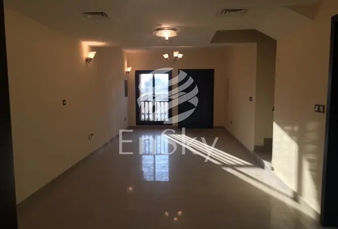 Villa - 2 Bedrooms - 3 Bathrooms for sale in Hydra Village - Abu Dhabi