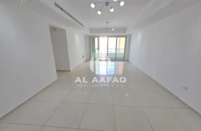 شقة - 2 غرف نوم - 3 حمامات للايجار في المجاز 1 - المجاز - الشارقة