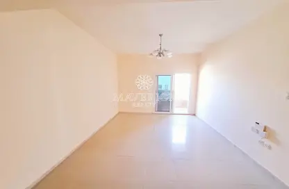 Apartment - 1 Bedroom - 1 Bathroom for rent in Hend Tower - Al Taawun Street - Al Taawun - Sharjah