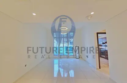 Apartment - 1 Bedroom - 2 Bathrooms for rent in Emerald Jadaf Metro - Al Jaddaf - Dubai