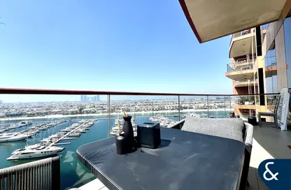Apartment - 2 Bedrooms - 2 Bathrooms for rent in Emerald - Tiara Residences - Palm Jumeirah - Dubai