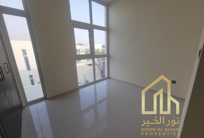 15941163 - صورة العقار 3