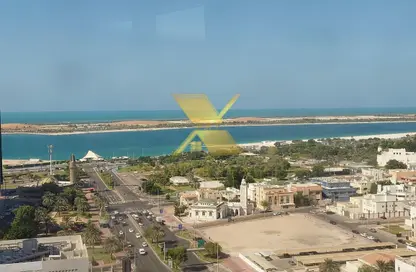 Apartment - 2 Bedrooms - 3 Bathrooms for rent in Shining Towers - Al Khalidiya - Abu Dhabi