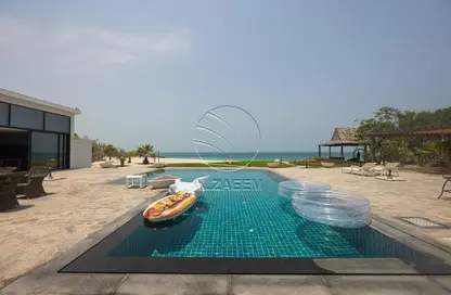 Villa - 6 Bedrooms - 7 Bathrooms for sale in Nurai Resort - Nurai Island - Abu Dhabi