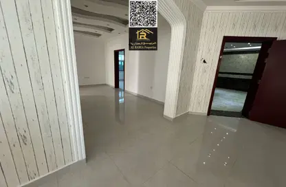 Apartment - 4 Bedrooms - 3 Bathrooms for rent in Al Jurf 2 - Al Jurf - Ajman Downtown - Ajman