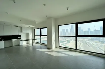 Empty Room image for: Apartment - 1 Bedroom - 2 Bathrooms for sale in Pixel - Makers District - Al Reem Island - Abu Dhabi, Image 1