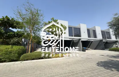 Townhouse - 4 Bedrooms - 5 Bathrooms for rent in Robinia - Masaar - Tilal City - Sharjah