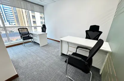 Office Space - Studio - 4 Bathrooms for rent in Hamdan Street - Abu Dhabi
