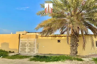 Villa - 7 Bedrooms - 6 Bathrooms for sale in Al Sabkha - Al Riqqa - Sharjah